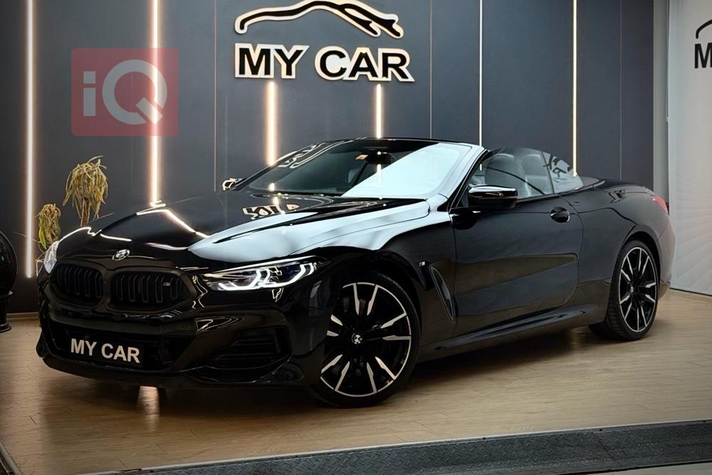 بي ام دبليو 8 الفئة